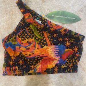 Farm Rio Macaw Island Cropped Top size XS